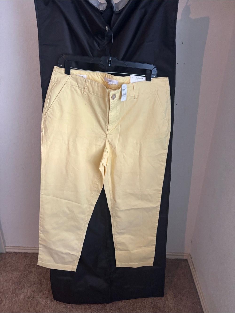 LOFT Straight Leg Women's Chino Pants in Pale Yellow